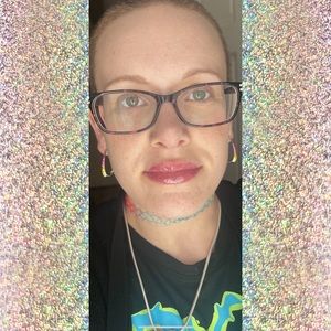 Meet your Posher, Posh